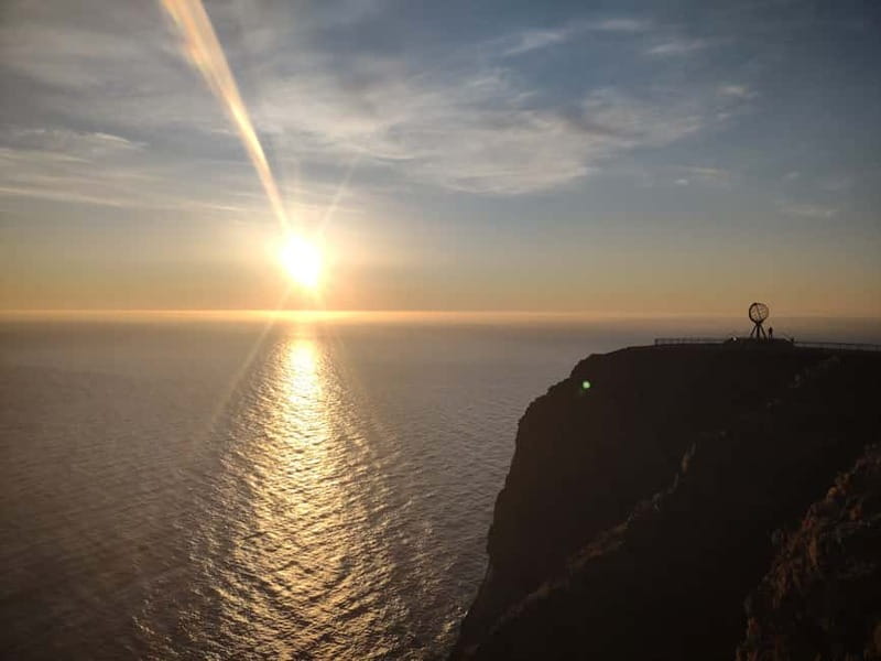 From Honningsvåg: North Cape and King Crabs Tour - The drive over Magerøya, where the guide turns stops into context
