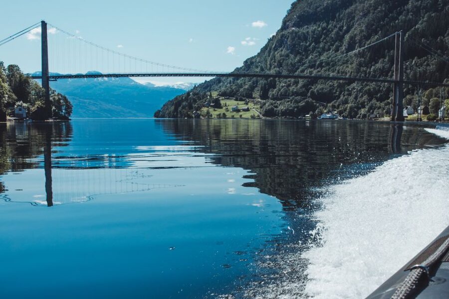From Norheimsund: Hardangerfjord & Fyksesund RIB Fjord Tour - Fyksesund Takes Over: Roadless Quiet and Waterfall Angles