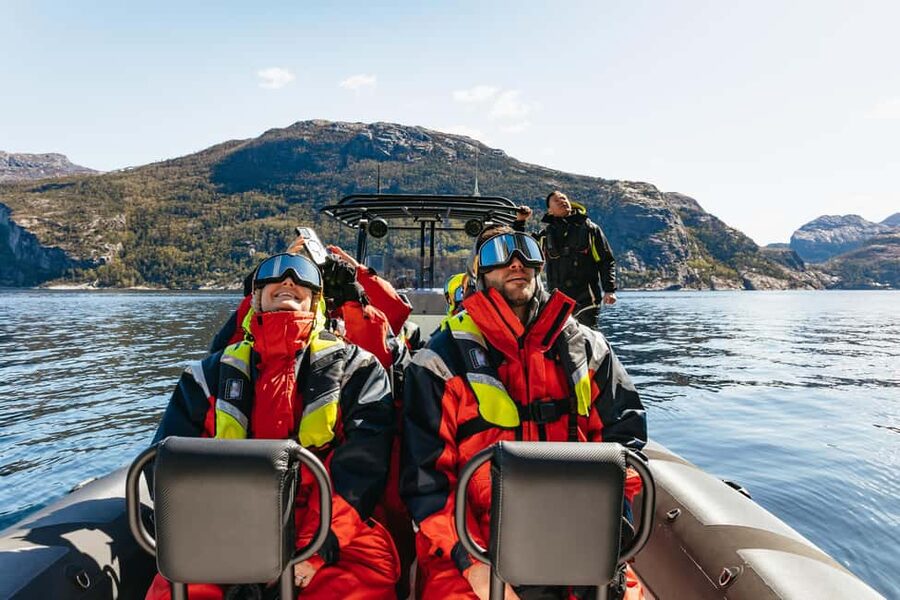 From Stavanger: Lysefjord Sightseeing RIB Boat Tour - What to wear: gear is provided, but your layers still matter