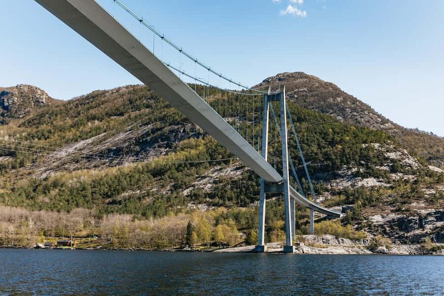 From Stavanger: Lysefjord Sightseeing RIB Boat Tour - Lysefjord cruising hour: caves, ice-age clues, and wildlife chances