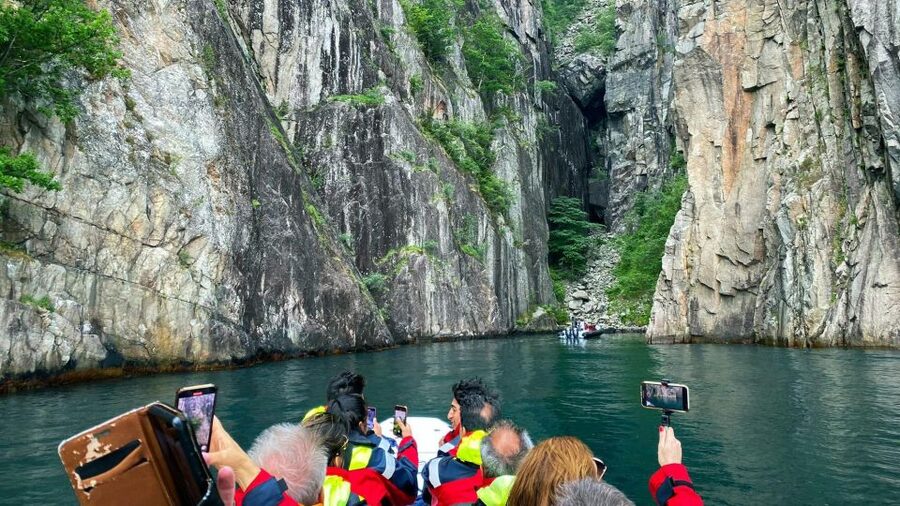 From Stavanger: Lysefjord Sightseeing RIB Boat Tour - Hengjanefossen waterfall: the close-up you came for