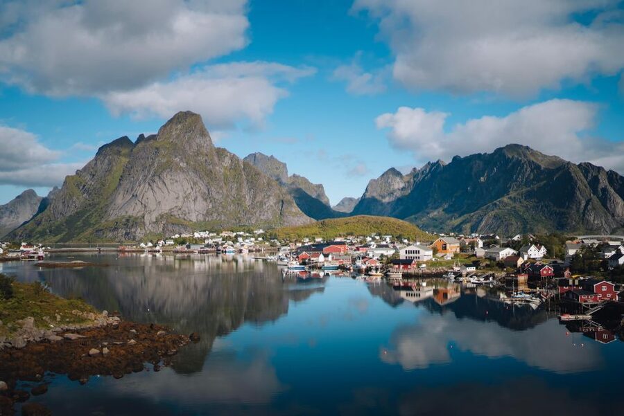 From Svolvær: Best of Lofoten Tour in One Day - Reine: Iconic Views Plus a Full Hour to Wander