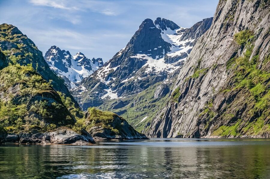 From Svolvær: Lofoten Islands Silent Trollfjord Cruise - Price and value: what $140 buys you in Lofoten
