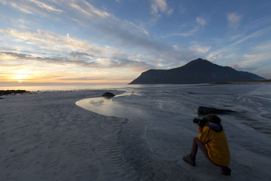 From Svolvær: Midnight sun tour with a photographer - Weather, timing, and why four hours can feel perfect or just enough