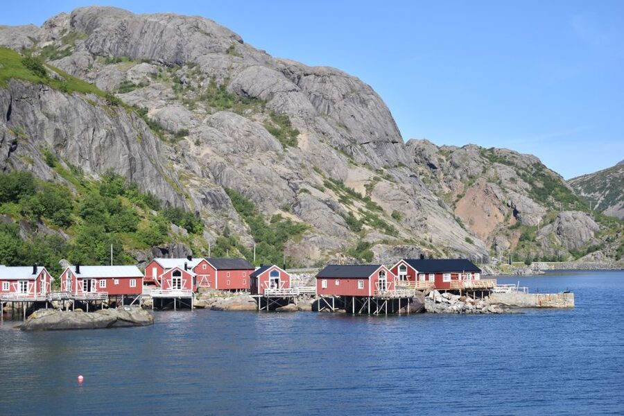 From Svolvaer: Private Lofoten Islands Tour with Transfer - Reine and Reinefjorden Views, Plus Red Rorbuer You Can’t Unsee
