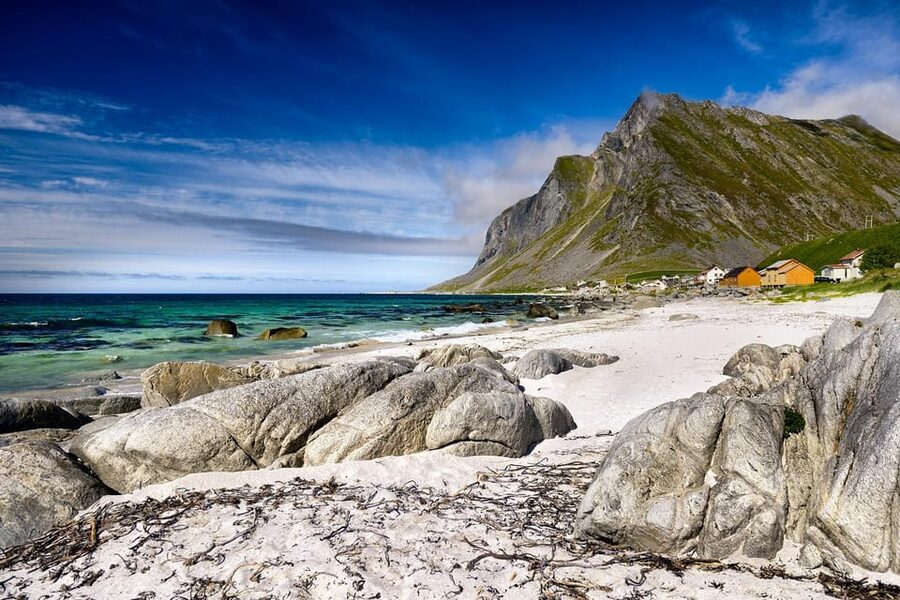 From Svolvær: Reine & Å Lofoten West Island Full Day Tour - Small group, English guide, and getting the best shots