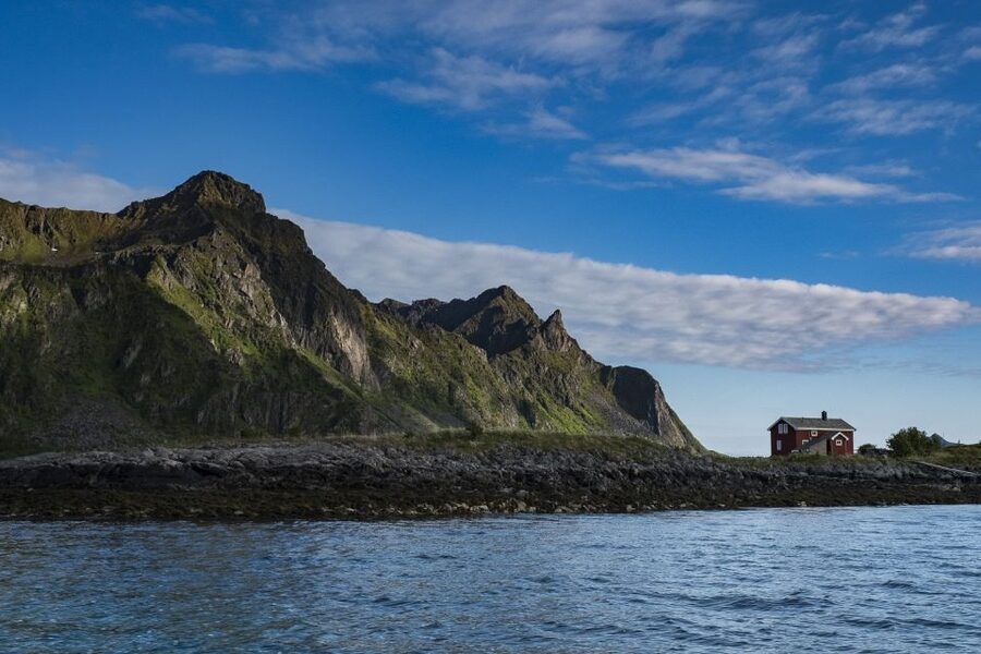 From Svolvaer: Trollfjorden Wildlife RIB Cruise - Chasing sea eagles in Trollfjord, where the scenery gets narrow