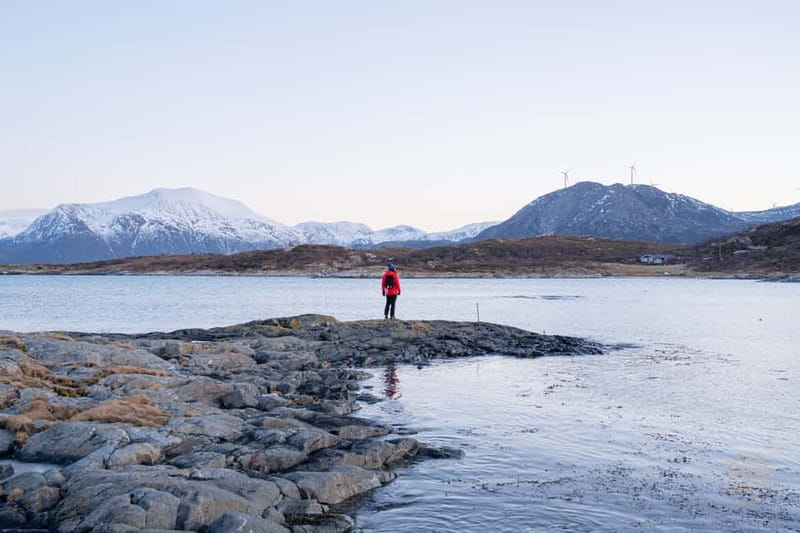 From Tromsø: Arctic Roadtrip: fjords tour with scenic picnic - What to bring: waterproof shoes and real weather gear