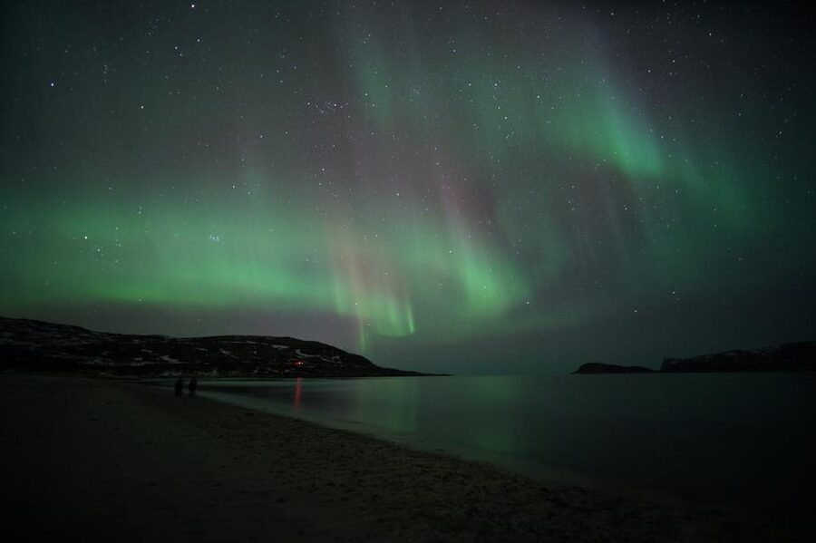 From Tromsø: Aurora Bus Tour with Snacks, Photos, and Drinks - Should you book the Tromsø Northern Lights bus tour?