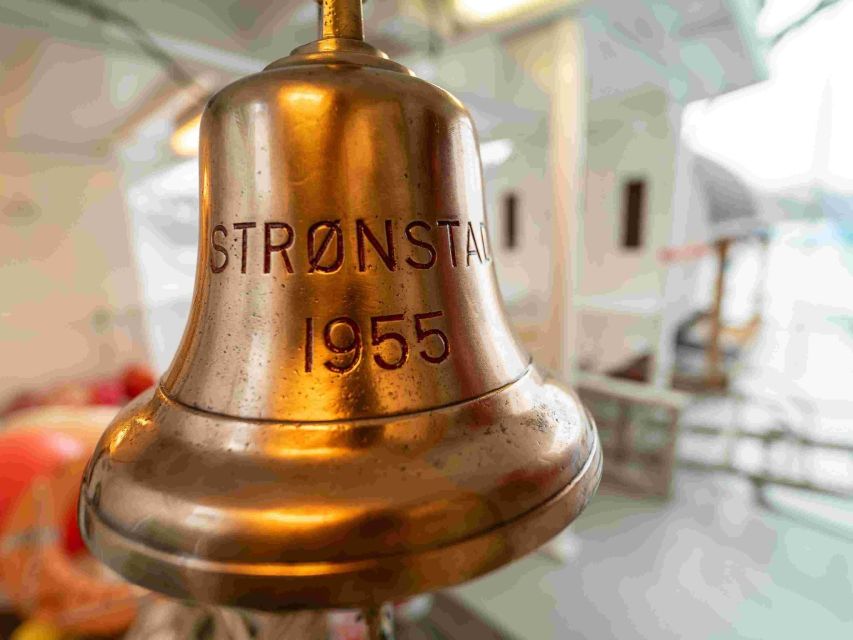 From Tromsø: Northern Lights Cruise on a Cozy Vintage Vessel - Value check: is $100 per person a fair deal?
