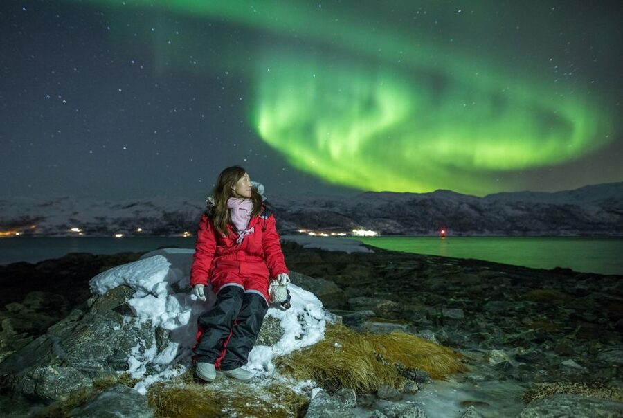 From Tromsø: Northern Lights Tour - Aurora portraits and night photography tips, with real support for your camera
