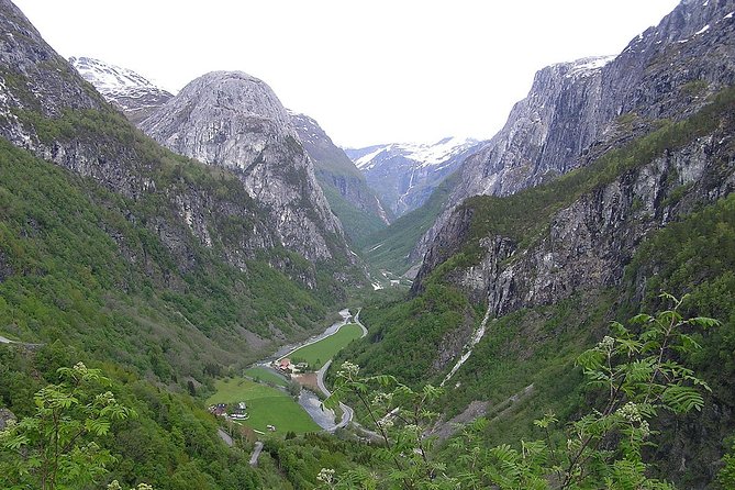 Full Day Guided Roundtrip From Bergen To Sognefjord With Flam Railway - Voss and the bus transfer at Vossevangen
