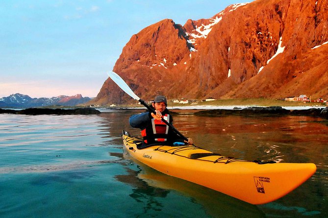 Full Day Kayak-Northern Explorer - Arriving at 10:00 in Eggum, and what that safety talk really does