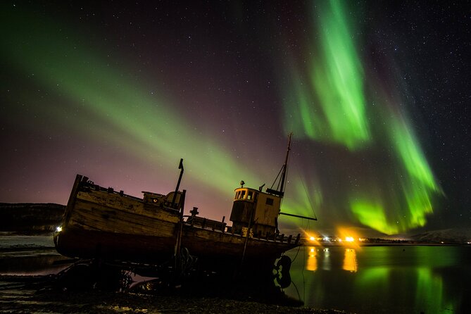 Full Night Magic of the Northern Lights in Tromso - What You Get: Guides, Photos, Snacks, and Practical Warmth