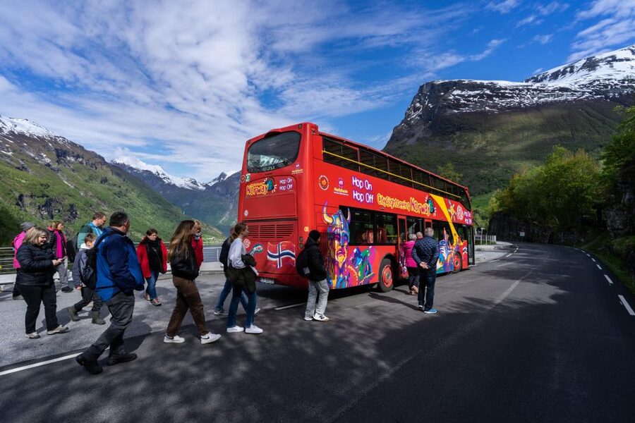 Geiranger: City Sightseeing Hop-On Hop-Off Bus Tour - Timing your day: how to use a 50-minute loop wisely
