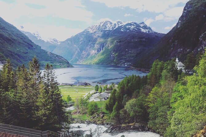 Geiranger: Excursions.no Mount Dalsnibba & Eagle's Bend - Eagle Road and Eagle Bend: Seven Sisters waterfall viewpoint