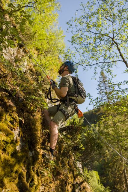 Geiranger: Rappelling tour with epic view - The Steep Climb: Rope Clamps, Jumar, and Real Effort