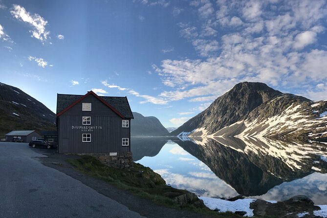 Geiranger: Sky to Fjord Downhill Biking Adventure - Who this downhill bike ride suits best