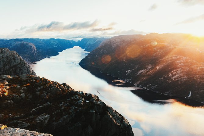 Guided hike to Pulpit Rock Preikestolen - The hike itself: what to expect on a “moderately challenging” route