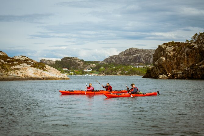 Guided Kayak Tour Bergen - Øygarden Islets and the North Sea Reality Check