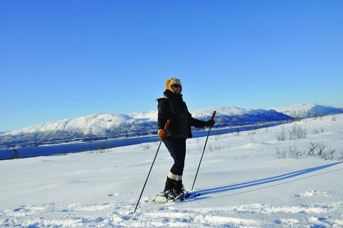 Guided Morning Snowshoe Hike with Huskies - Pickup and fitting up at Radisson Blu