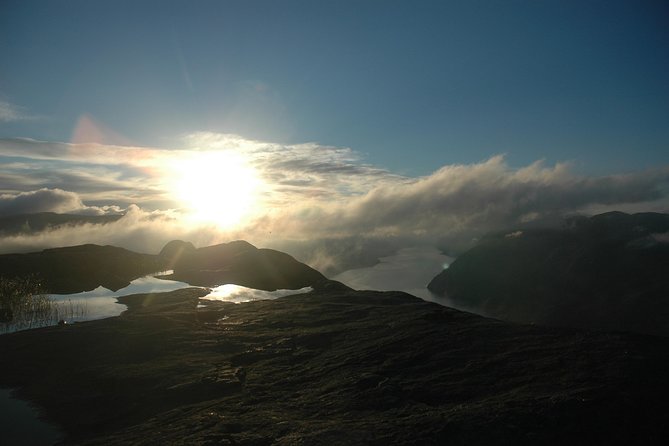 Guided sunrise hike to Pulpit Rock Preikestolen - Why a 1:00 am sunrise plan works so well at Pulpit Rock