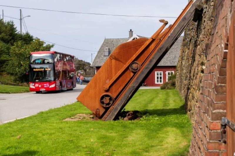 Haugesund: City Sightseeing Hop-On Hop-Off Bus Tour - Small rules that can affect your day