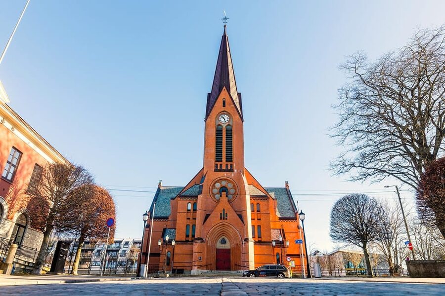 Haugesund: Guided Scenic Minibus tour of Haugesund - Price and value: is $82 per person a good deal?