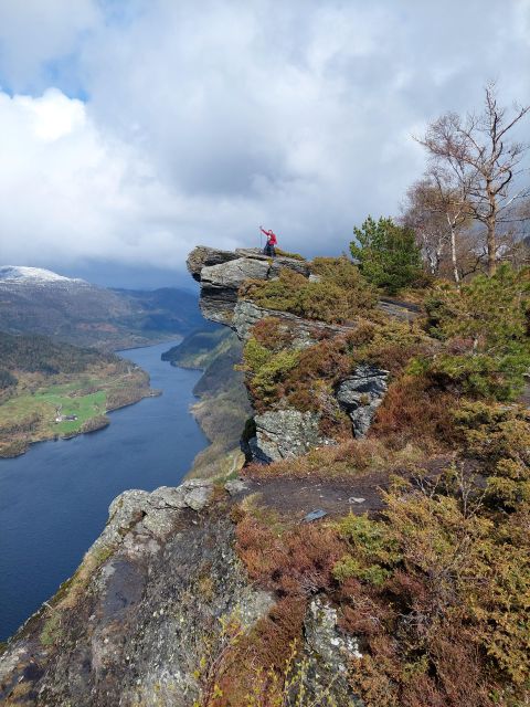 Haugesund: Himakånå Guided Hiking Trip - From Cruise Pier to Nedstrand Fjords: The real setup