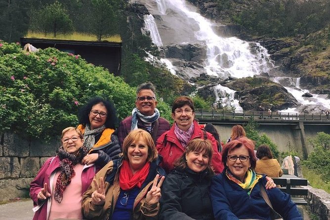 Haugesund Shore Excursion: Åkrafjorden & Langfoss waterfall - What to pack for Langfoss, the bus ride, and fast stops
