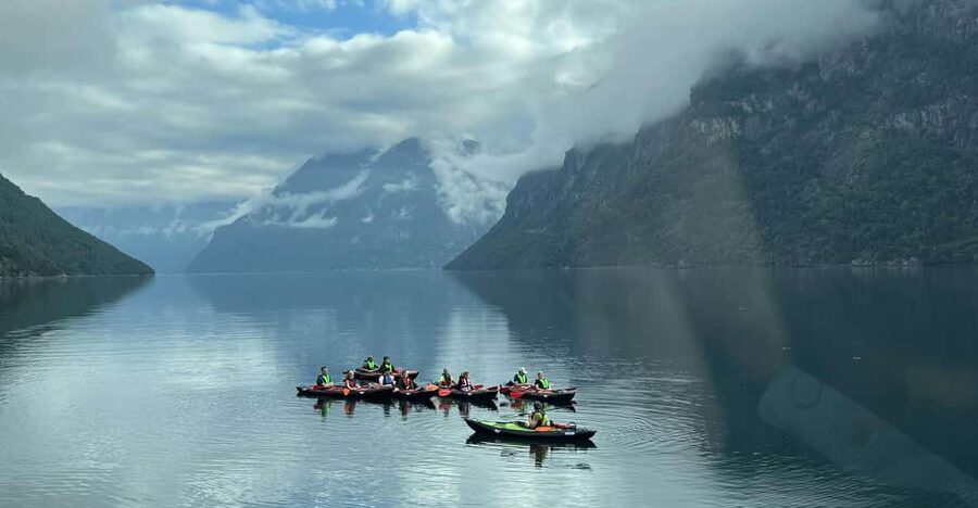 Hellesylt: Beginner-Friendly Fjord Kayaking Experience - Key points to know before you go
