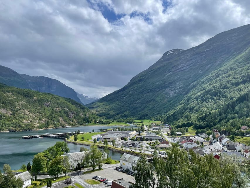 Hellesylt to Norangsdalen: Scenic E-Bike Tour - Getting From Hellesylt to Norangsdalen: the big idea