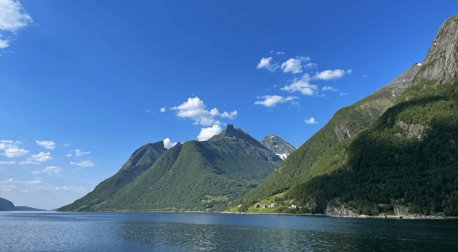 Hjørundfjord Fjord Cruise Afternoon Rountrip from Ålesund - Seasickness and weather reality: what to do if you are sensitive