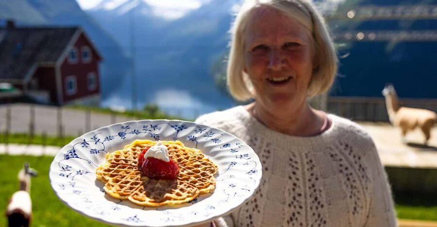 Ljøen, Hellesylt: Ljøen Farm Tour - Should you book this farm tour?