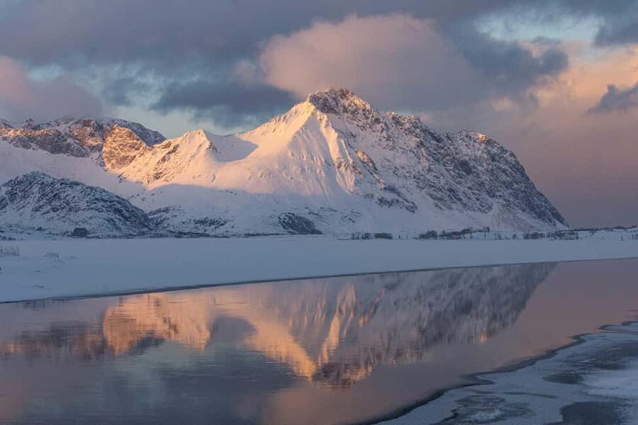Lofoten: Half-Day Guided Tour with Photo Stops - Unstad surfing beach: the coast’s dramatic finale