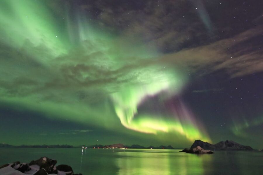 Lofoten: Northern Lights Tour with Photographer - Lofoten in winter: why the aurora has real chances here