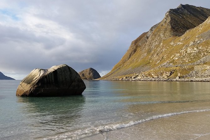 Lofoten Summer Panoramic Tour - Gimsøya: a beach and island stop that gives your camera a job