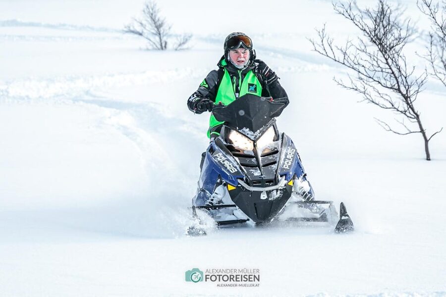 Lyngen: Snowmobile Safari with Lunch in seaside Restaurant - Key things you’ll notice right away