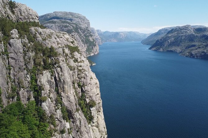 Lysefjord Fjord Safari Boat Tour from Forsand (Near Stavanger) - Stop 3 at Hengjanefossen: Tap the Water, Then Eat a Bit