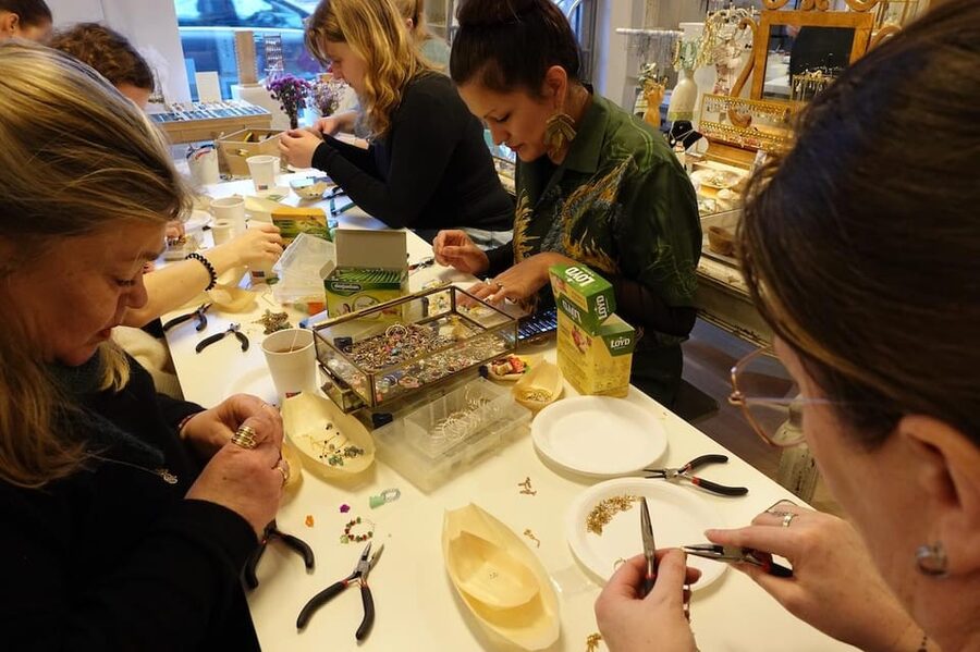 Maral Kunst : Jewelry Bar Experience (Jewelry Making) - Redesigning pre-loved jewelry: turning old pieces into new stories