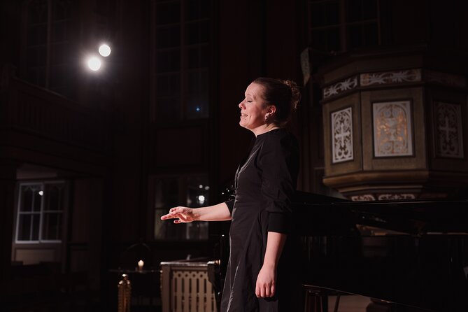 Midnight Concert in Tromsø Cathedral - Who Should Book This Midnight Concert (And Who Should Skip It)