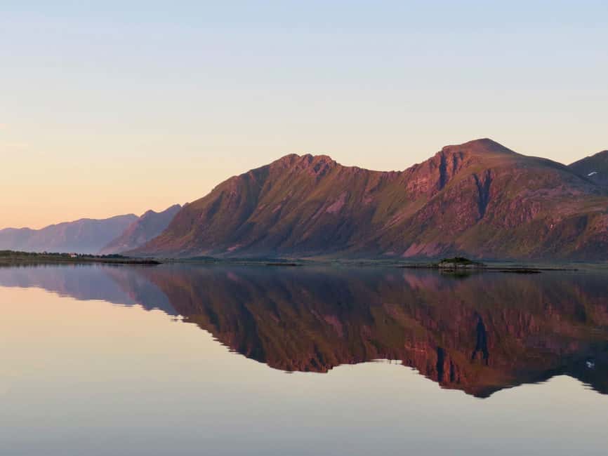 Midnight sun safari - Who should book this midnight sun safari