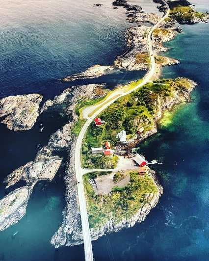 Molde: Atlantic Coast Highway and Bud Village Tour - Bud fishing village lunch: fish on the Romsdal Peninsula