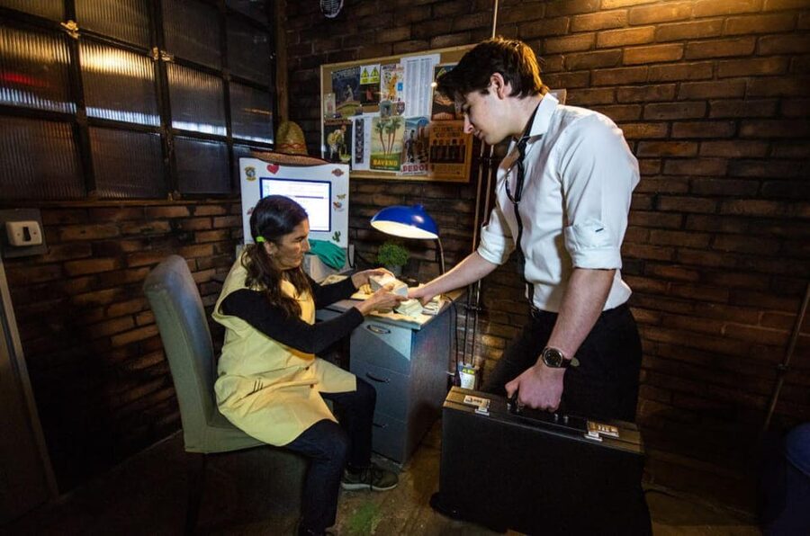 Molde: Project Heisenberg Escape Room Experience - Inside the lab: what you do while the clock runs