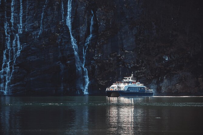 Mostraumen Fjord Cruise - Weather Reality: Rain or Shine, and Winter Ice Changes the Route