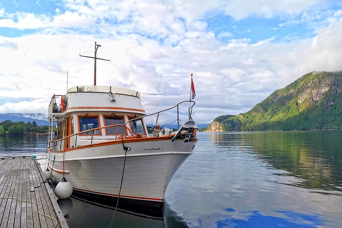 Mostraumen Private Pontoon Cruise - From Your Hotel to the Fjord: How the Pickup Changes the Day