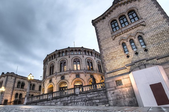 Myths and Legends of Oslo - Oslo City Hall to Fortress Lore, in One Tight Loop