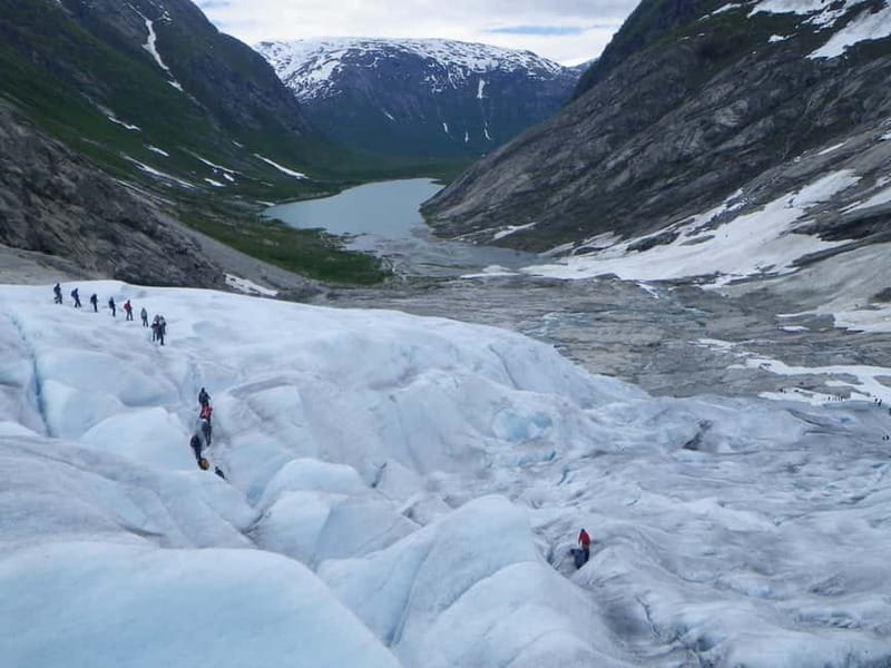 Nigards: Kayaking and Glacier Hike - Timing, group size, and what the 6 hours feels like