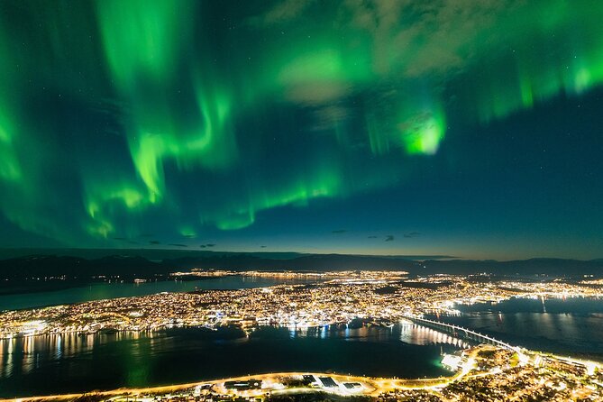 Northern Lights Adventure - Dinner by the Fire, Warm Drinks, and the Little Things That Reduce Stress