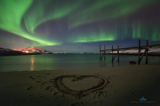- Northern Lights Chase with Photo Package Included - Timing, Group Size, and Transport on the Chase